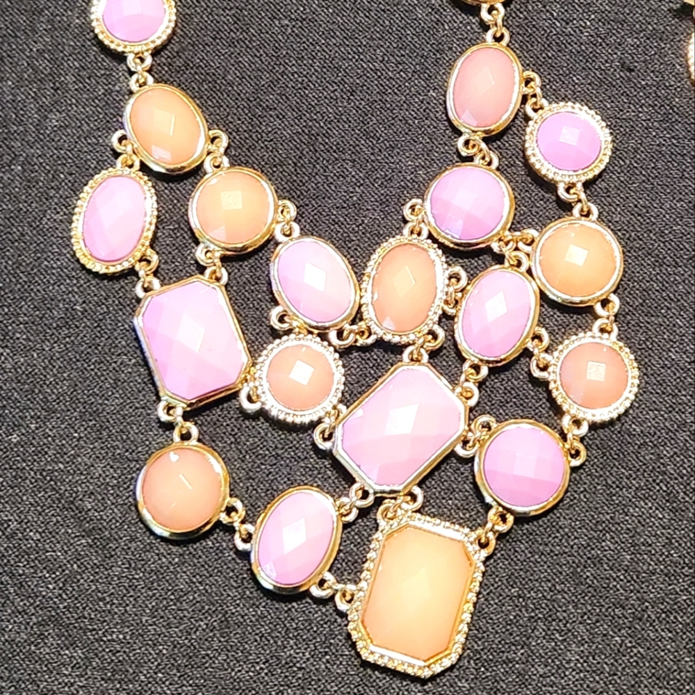 Pale pinkish/lilac necklace and earrings